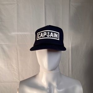 CAPTAIN FIN TRUCKER HAT (OS)